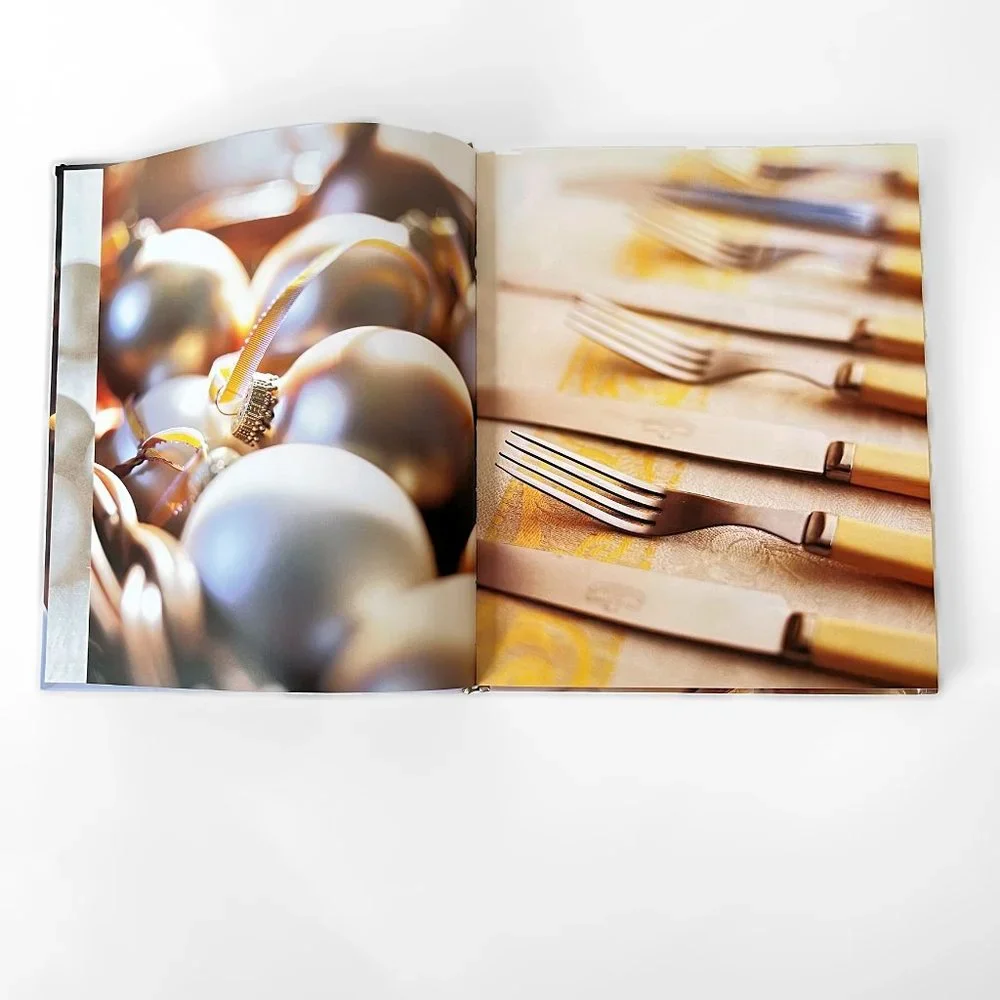 Williams-Sonoma Holiday Entertaining Book Cook Book Hard Cover- Large - Picture 2 of 15
